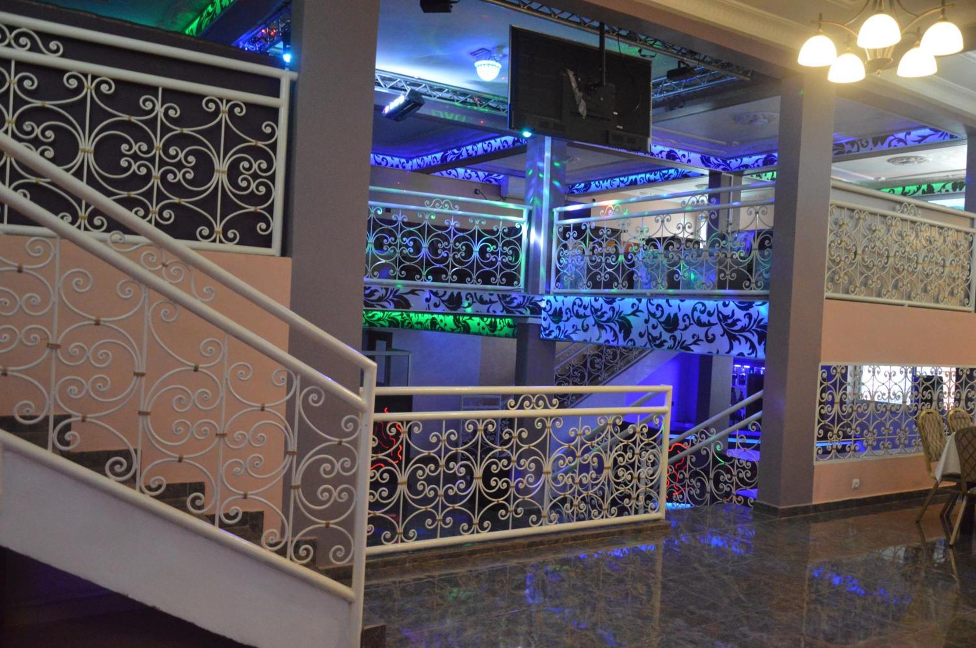 Nikita Hotel Yaoundé Kültér fotó