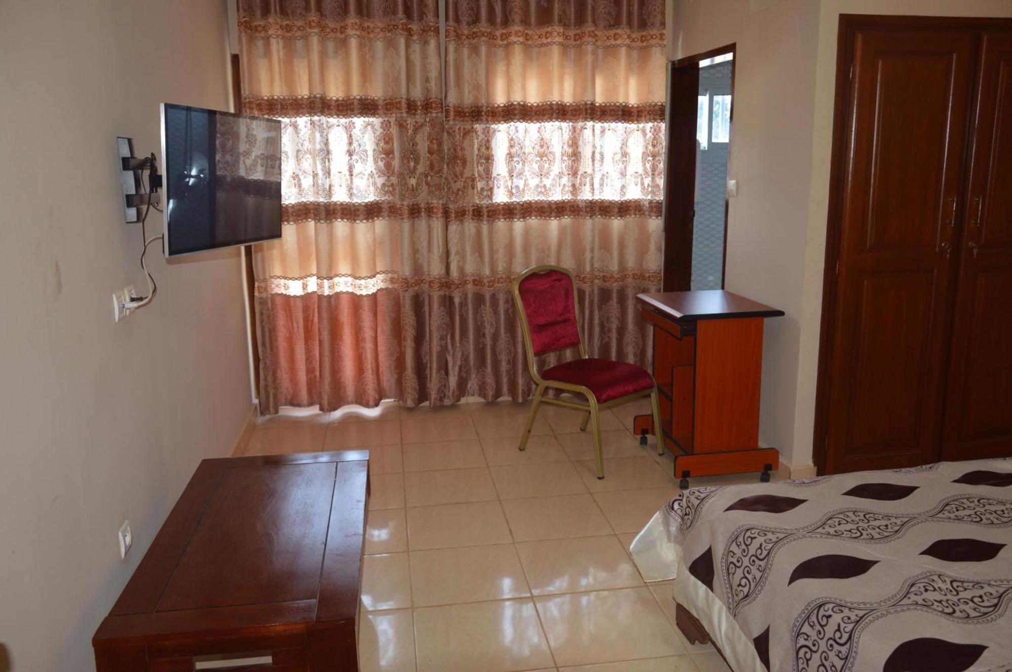 Nikita Hotel Yaoundé Kültér fotó