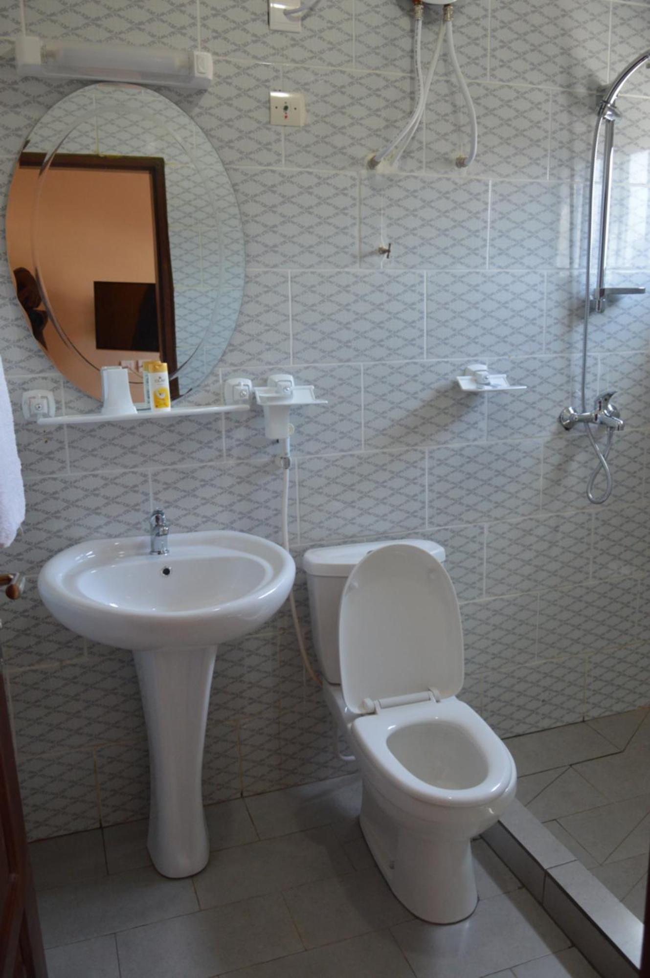 Nikita Hotel Yaoundé Kültér fotó
